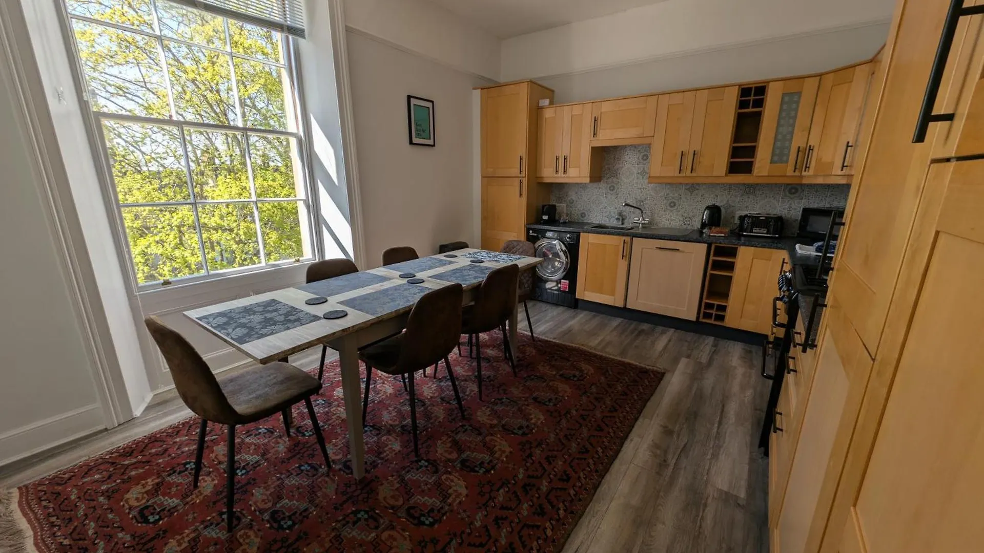 Two Apartments For Larger Group Pickering